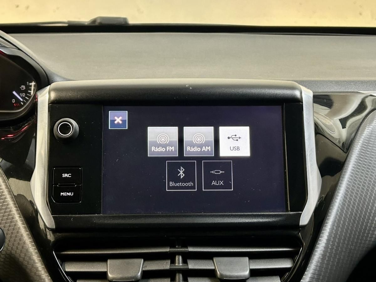 peugeot-208-2017-gasolina-1199cc