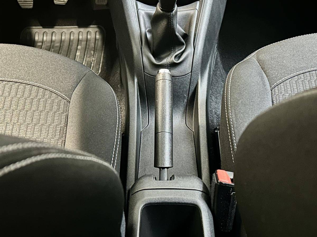 peugeot-208-2017-gasolina-1199cc