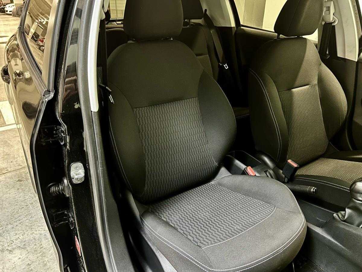 peugeot-208-2017-gasolina-1199cc
