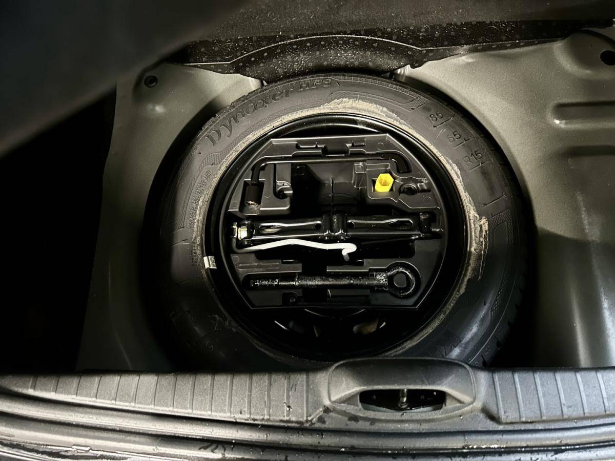 peugeot-208-2017-gasolina-1199cc