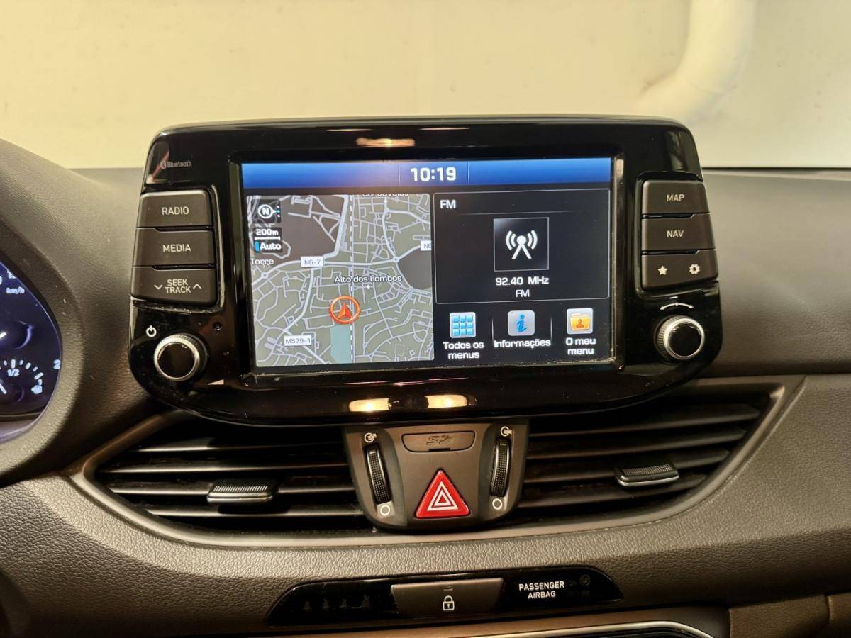 hyundai-i30-sw-2017-diesel-1582cc