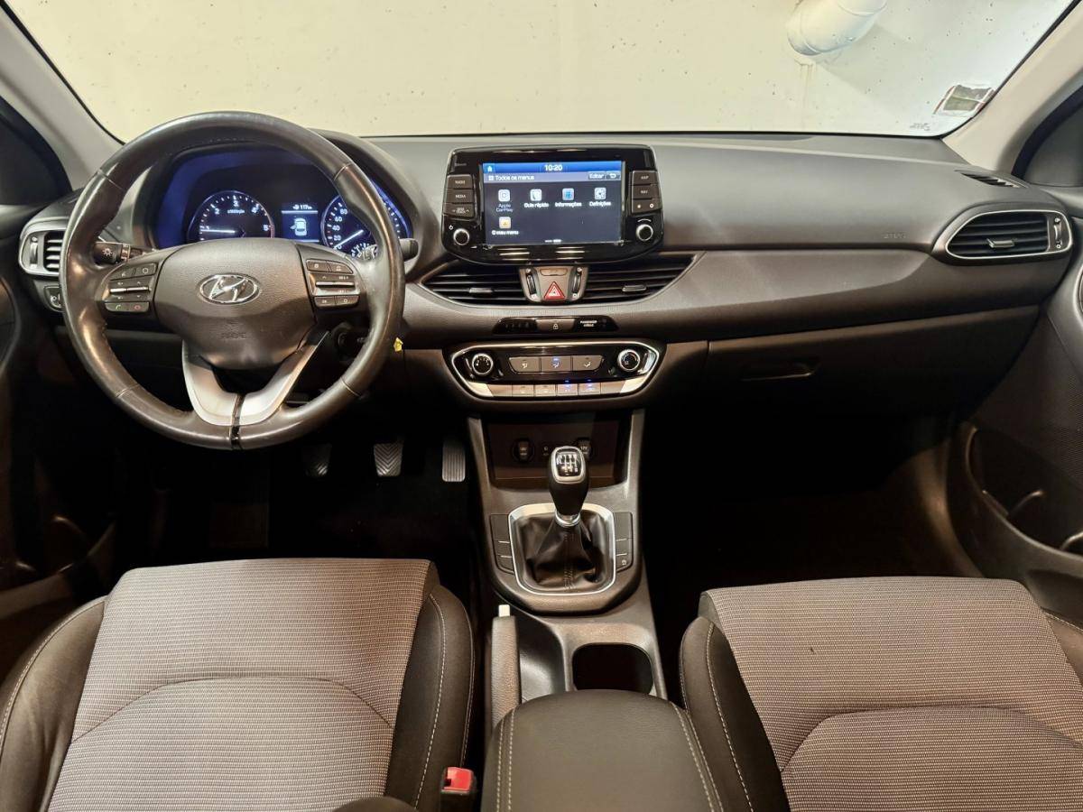 hyundai-i30-sw-2017-diesel-1582cc