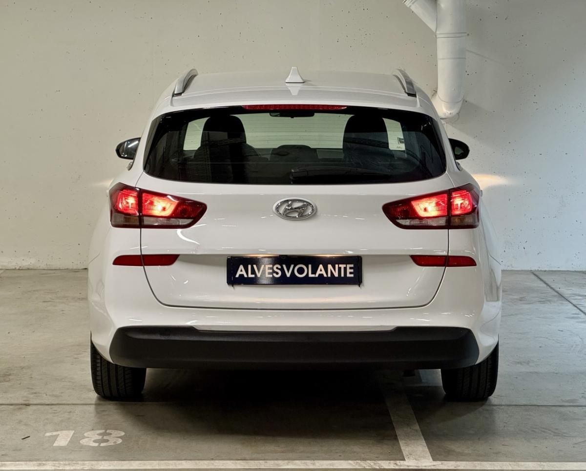 hyundai-i30-sw-2017-diesel-1582cc