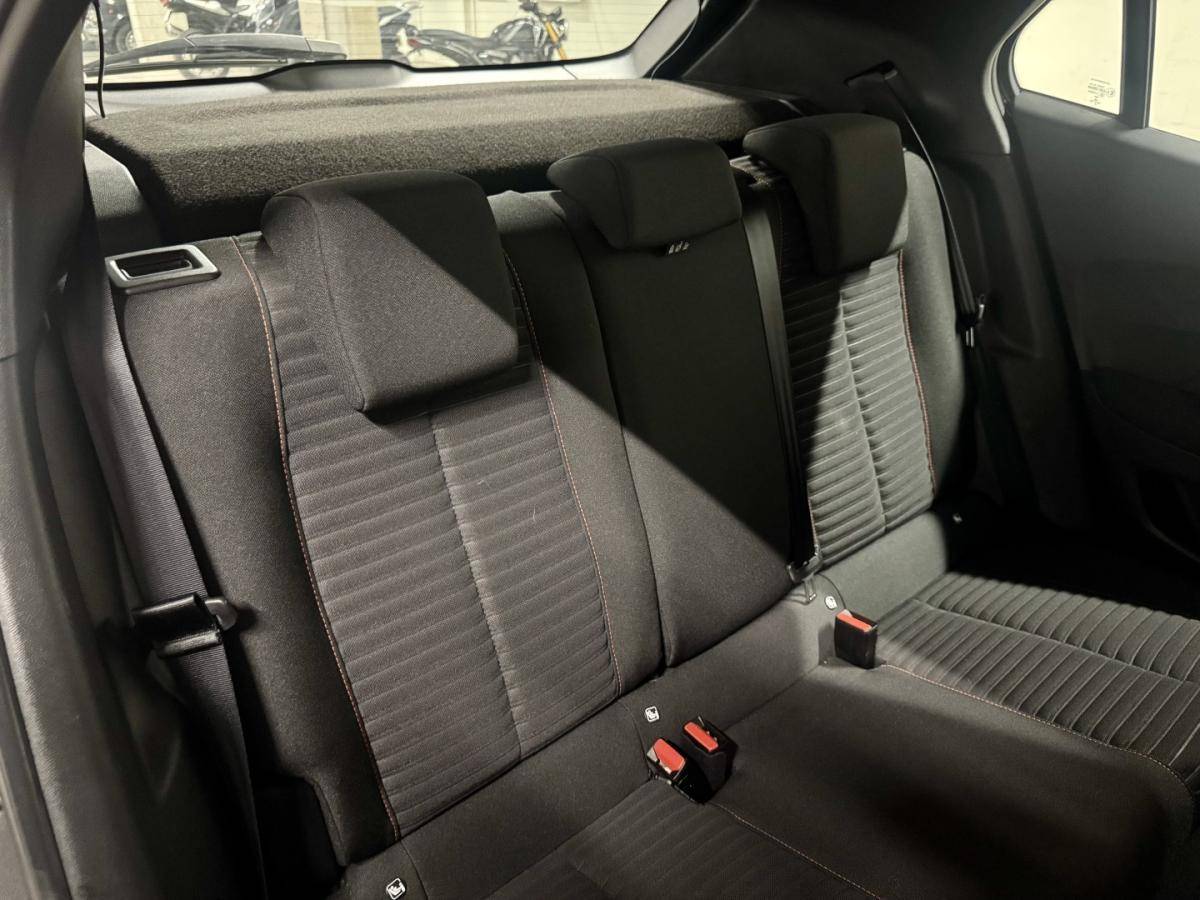peugeot-2008-2021-gasolina-1199cc