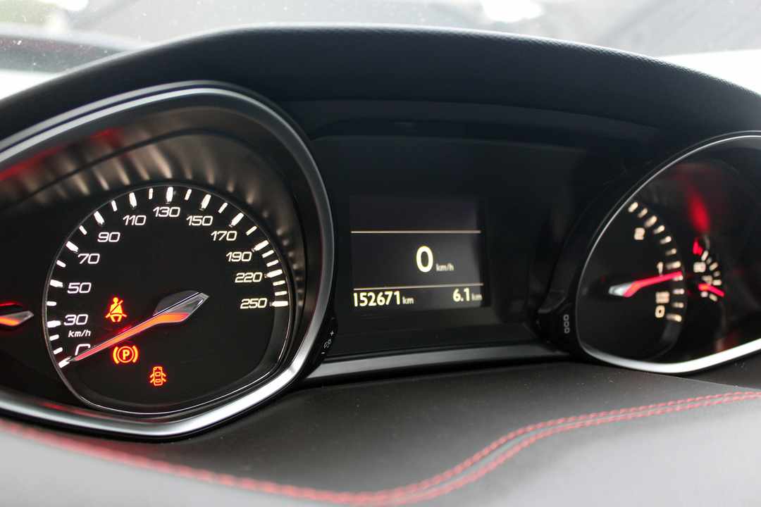 peugeot-308-1-5-bluehdi-2018-diesel-1499cc