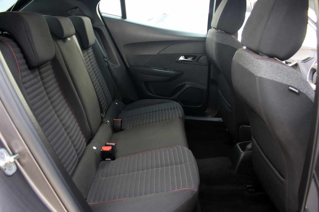 peugeot-2008-1-2-puretech-2022-gasolina-1199cc
