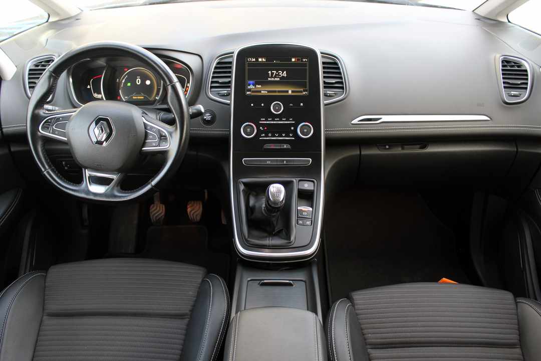 renault-grand-scenic-1-5-2017-diesel-1500cc