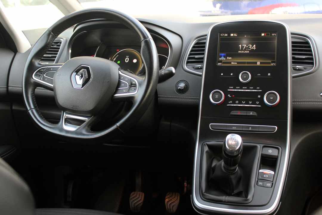 renault-grand-scenic-1-5-2017-diesel-1500cc