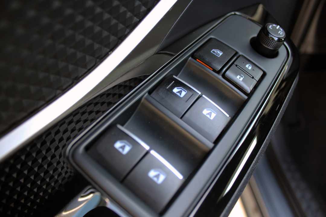 toyota-c-hr-1-2-2018-gasolina-1197cc