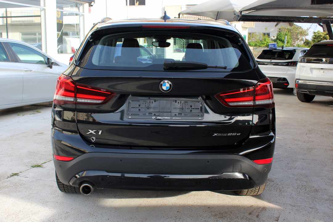 bmw-x1-xdrive25e-2021-gasolina-1499cc