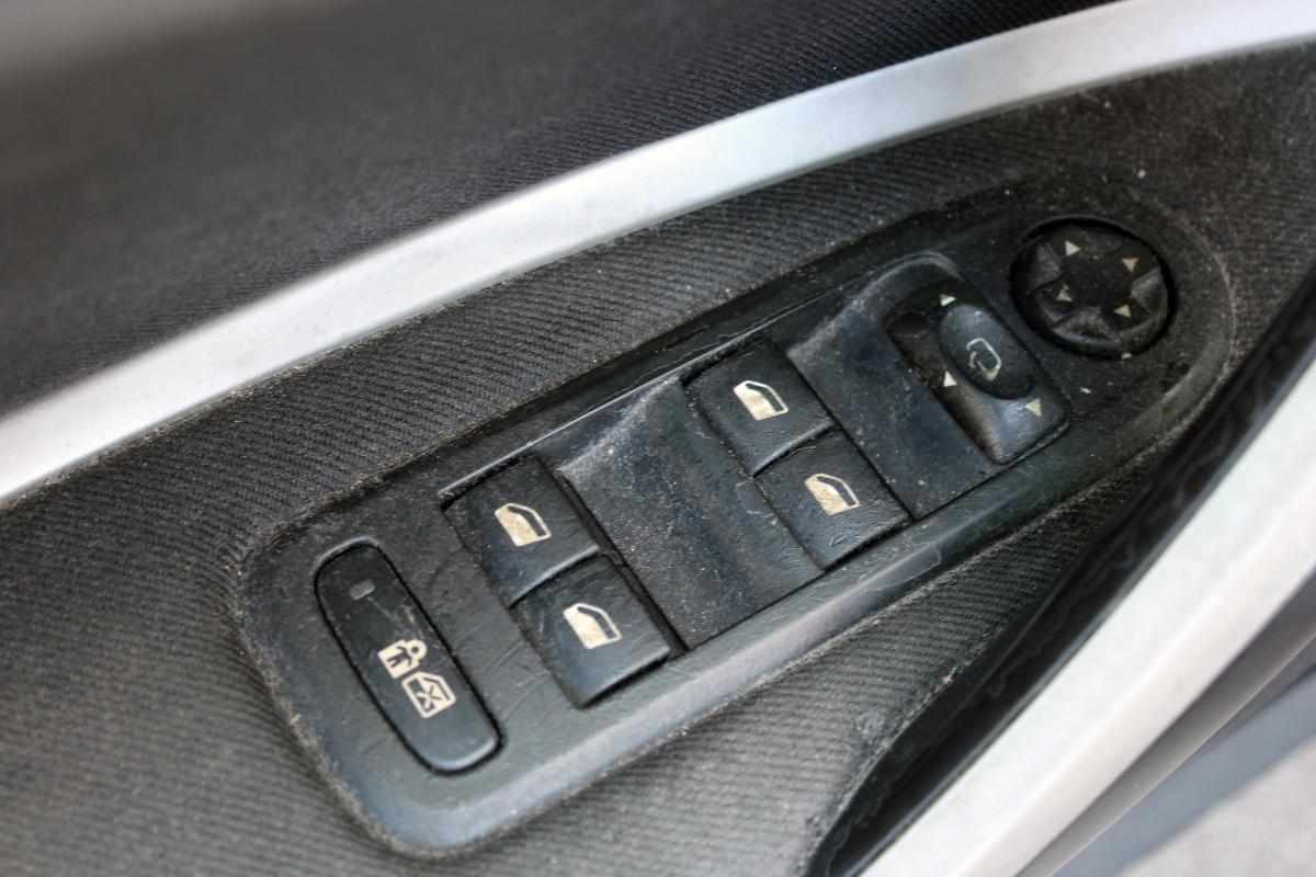 citroen-c5-1-6-e-hdi-airdream-2011-diesel-1560cc