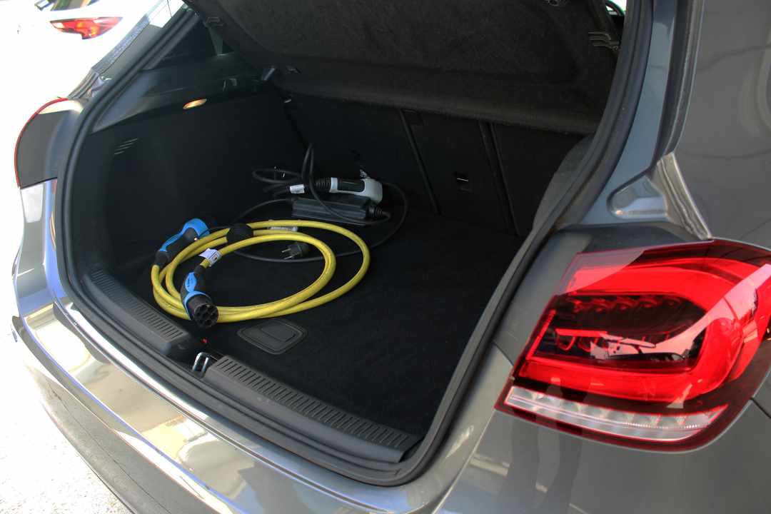 mercedes-benz-classe-a-a-250-e-2021-gasolina-1332cc