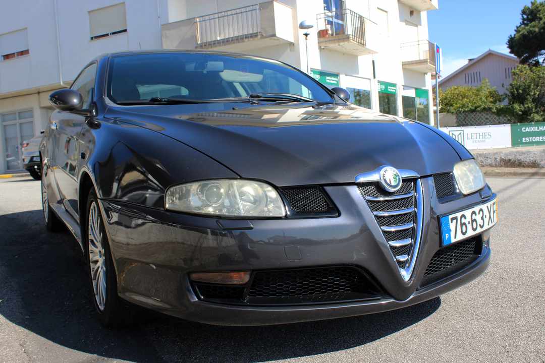 alfa-romeo-gt-1-9-jtdm-16v-2004-diesel-1910cc
