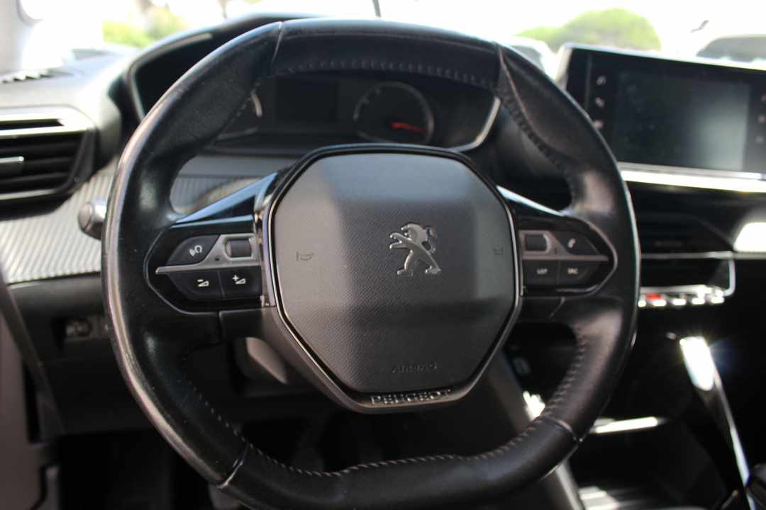 peugeot-2008-1-2-puretech-2021-gasolina-1199cc