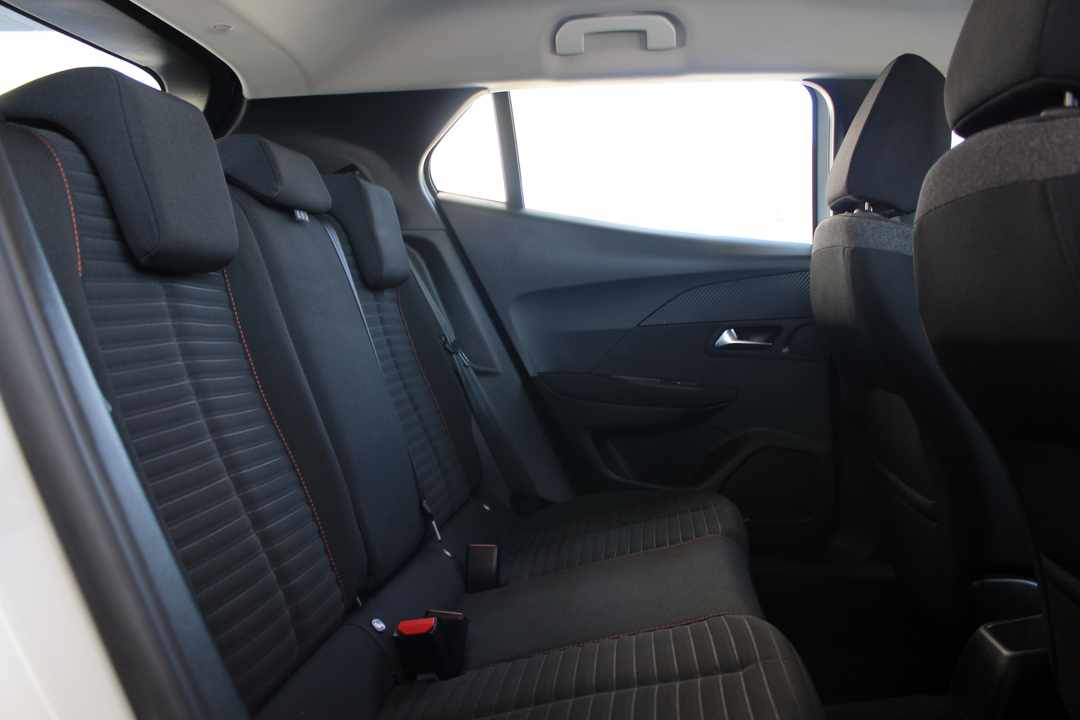 peugeot-2008-1-2-puretech-2021-gasolina-1199cc