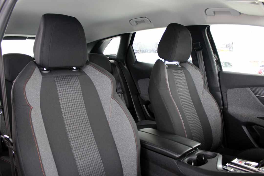peugeot-3008-1-5-bluehdi-2021-diesel-1499cc