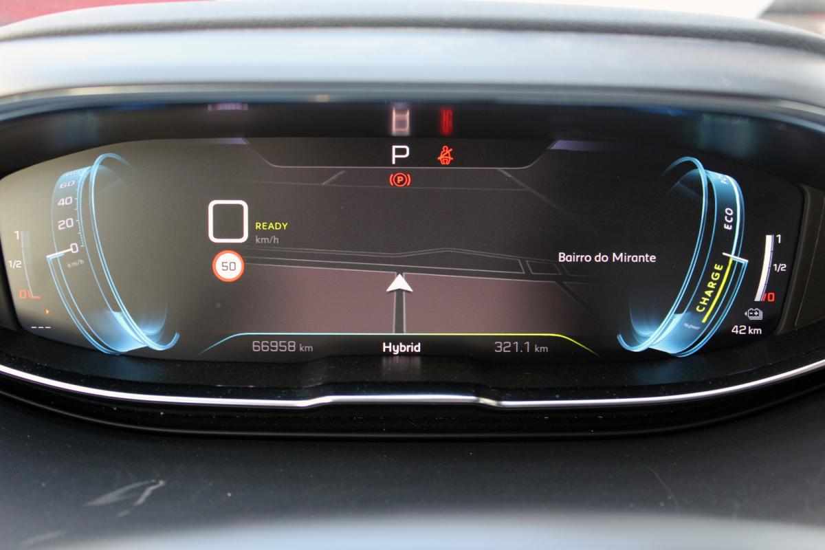 peugeot-3008-1-6-hybrid-11-8-kwh-2022-gasolina-1598cc