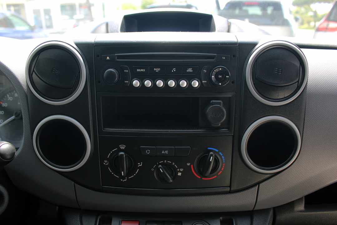peugeot-partner-1-6-99cv-2018-diesel-1560cc