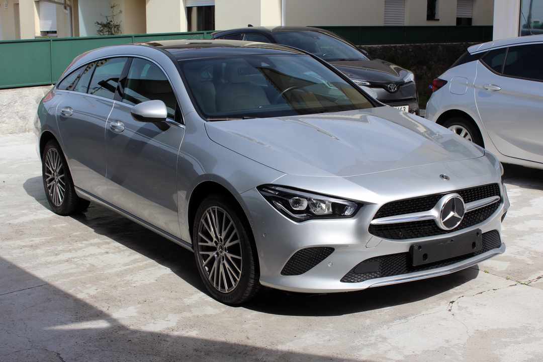 mercedes-benz-cla-250-e-2022-gasolina-1332cc