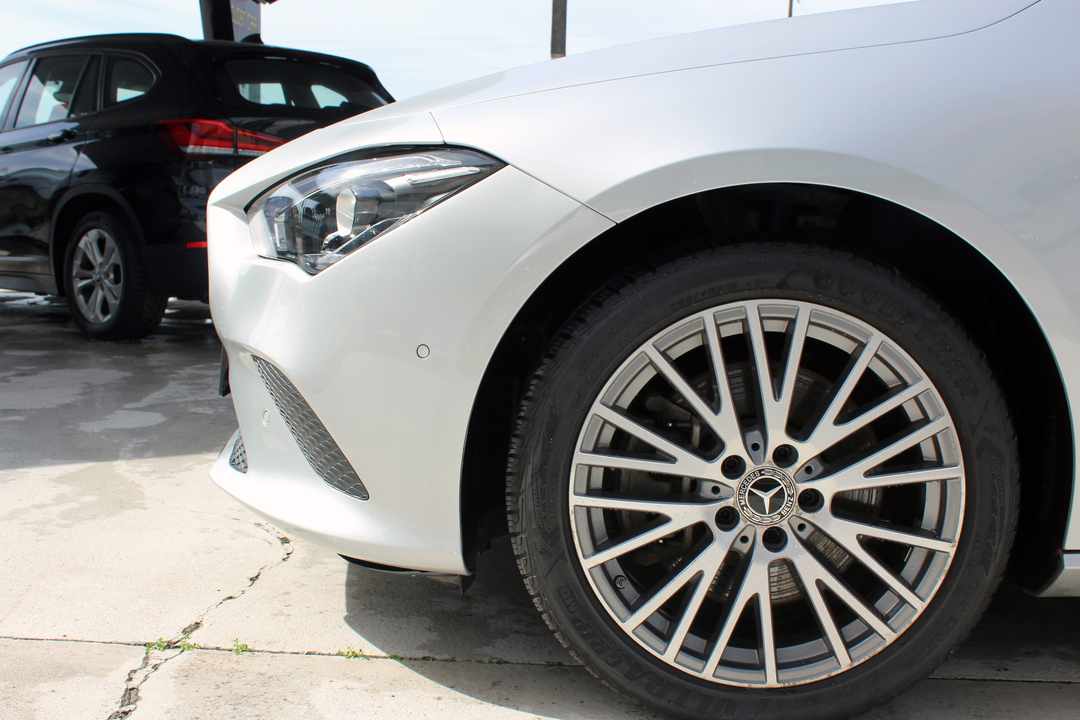 mercedes-benz-cla-250-e-2022-gasolina-1332cc