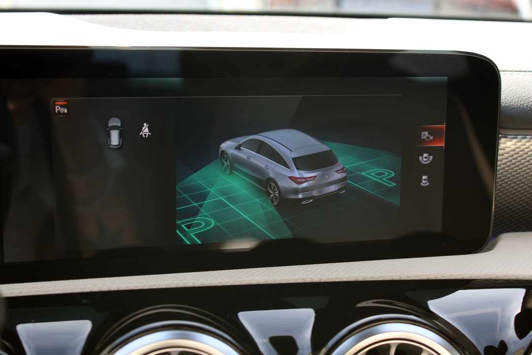 mercedes-benz-cla-250-e-2022-gasolina-1332cc