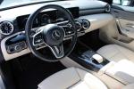 mercedes-benz-cla-250-e-2022-gasolina-1332cc