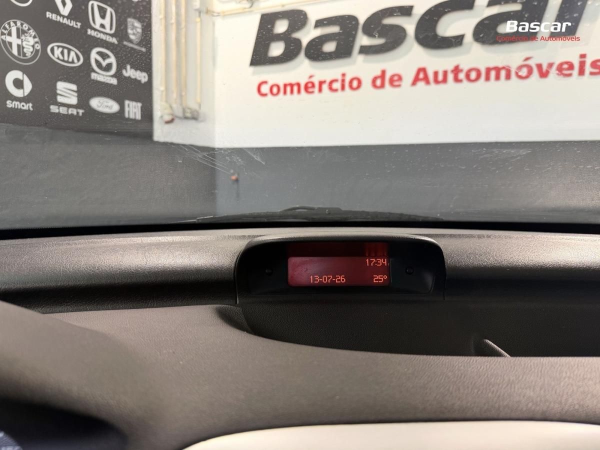 peugeot-307-sw-2004-diesel-1560cc