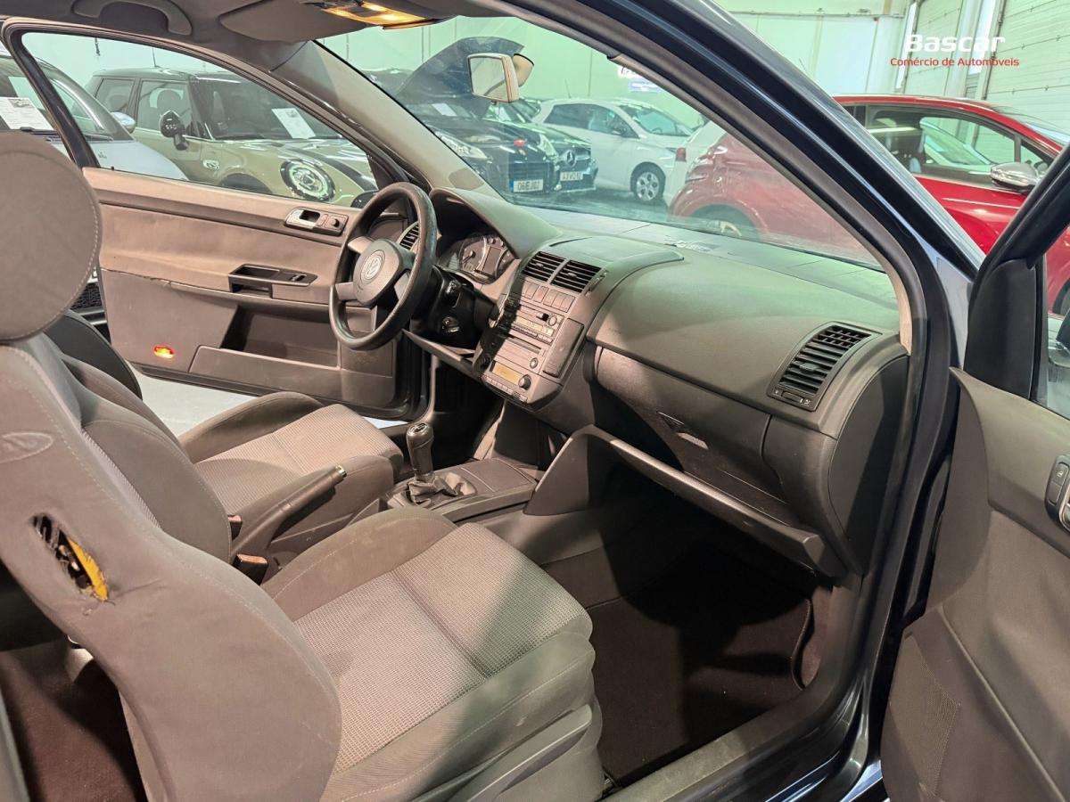 volkswagen-polo-2004-diesel-1422cc