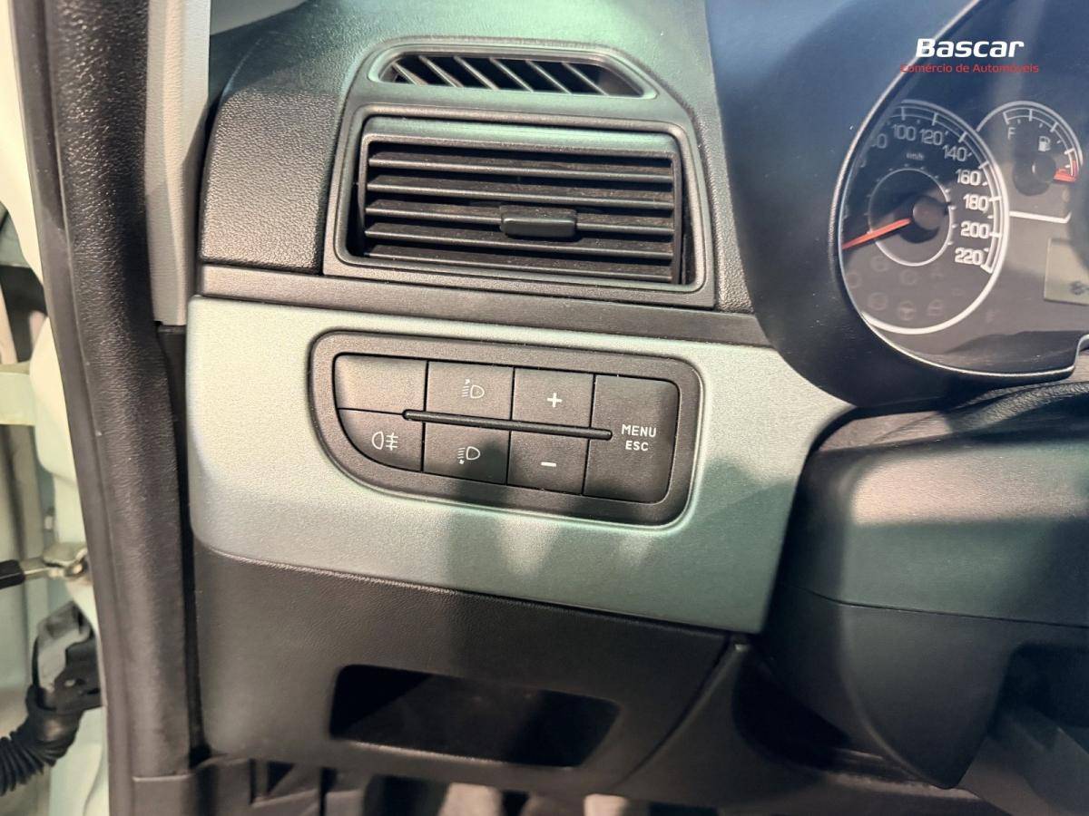fiat-punto-2011-gasolina-1242cc