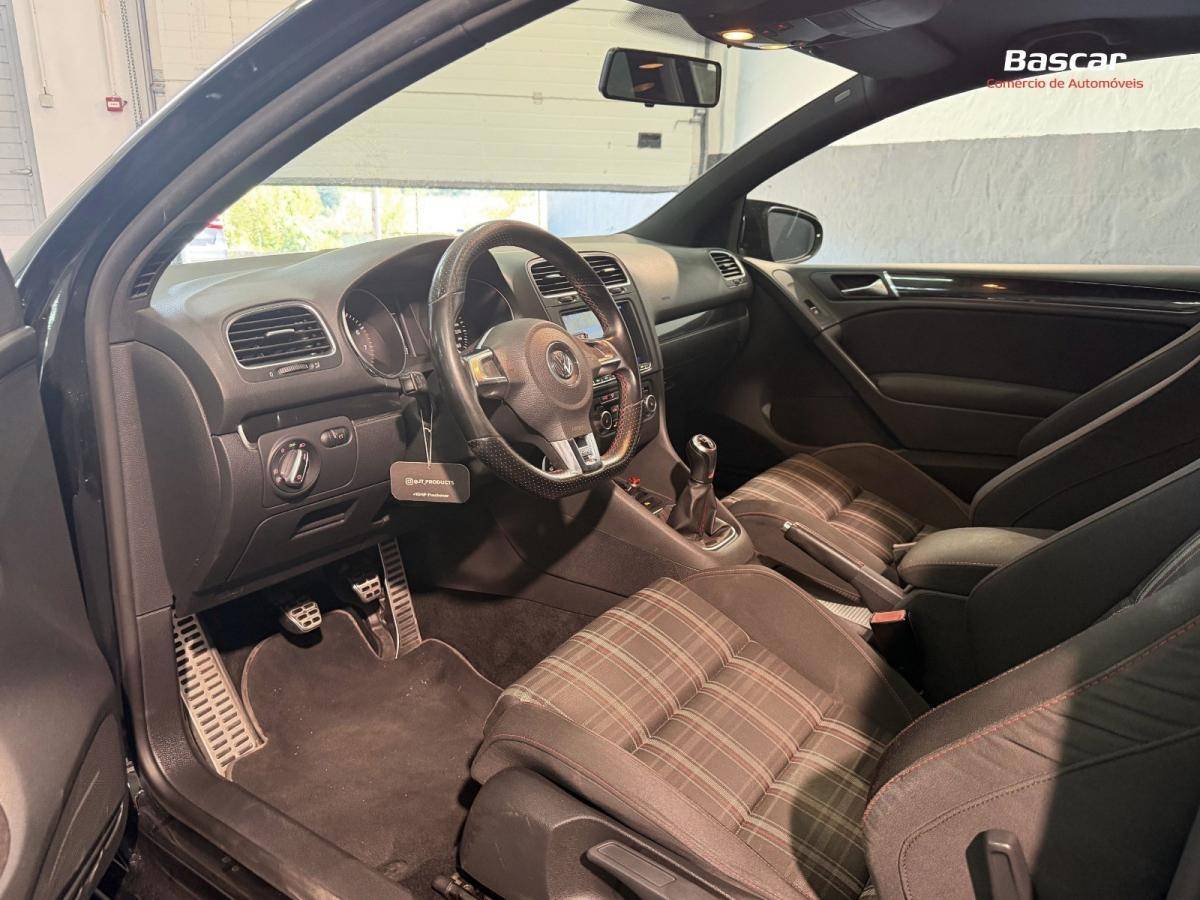 volkswagen-golf-2009-gasolina-1984cc
