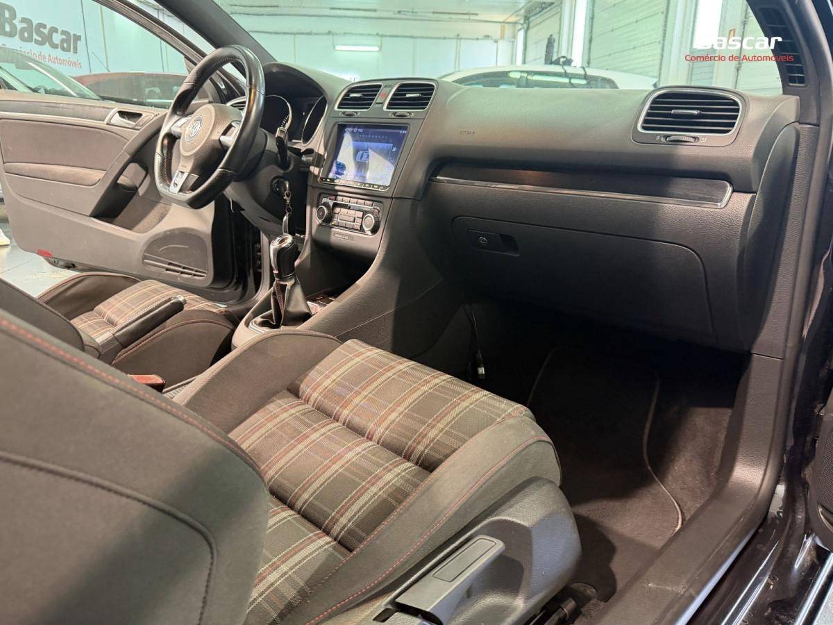 volkswagen-golf-2009-gasolina-1984cc