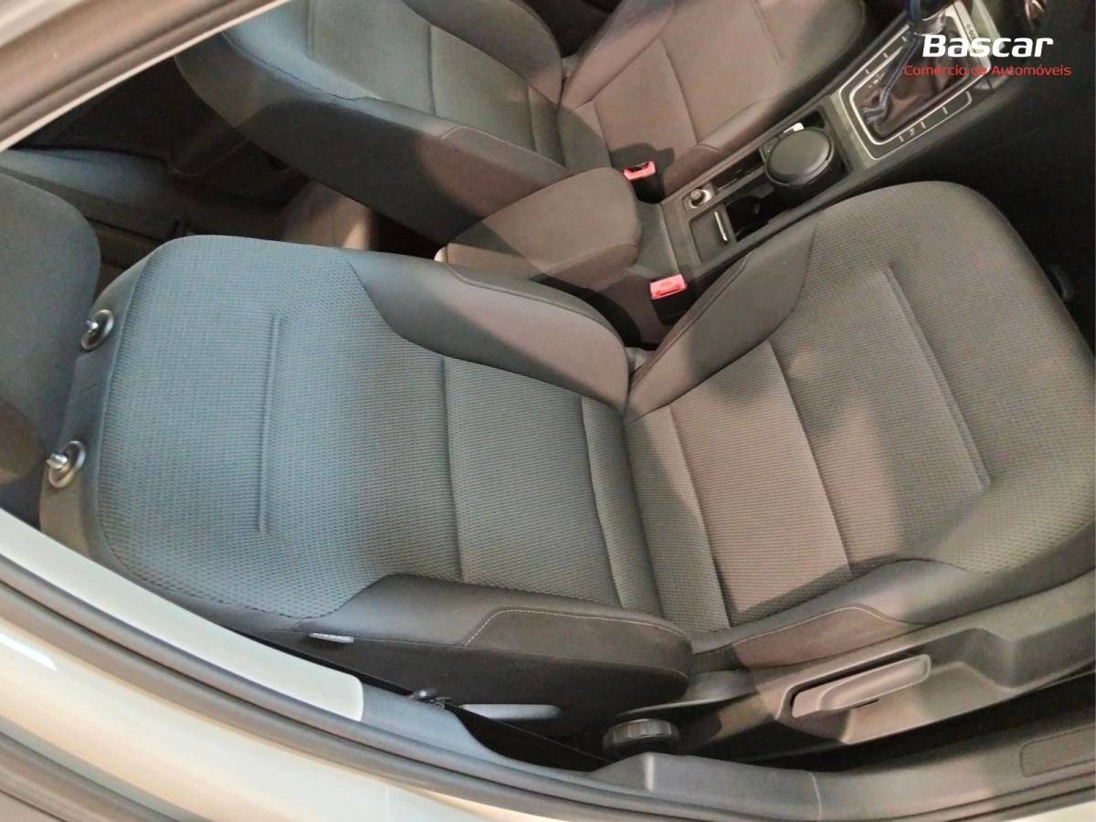 volkswagen-golf-2019-eletrico-500cc