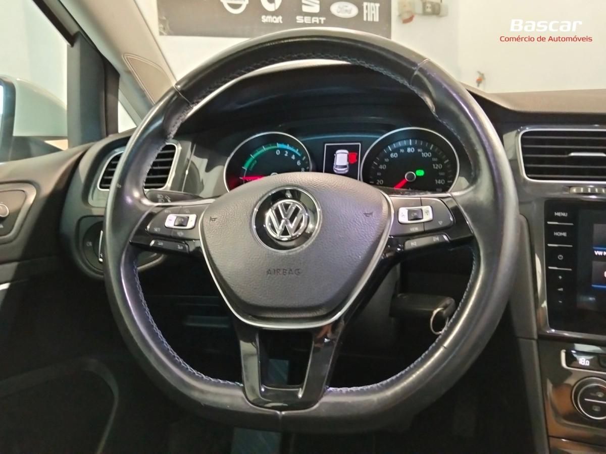 volkswagen-golf-2019-eletrico-500cc