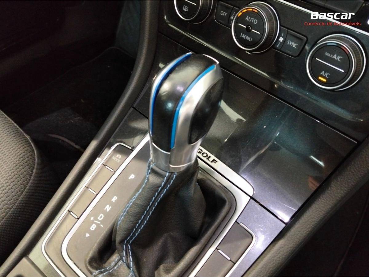 volkswagen-golf-2019-eletrico-500cc