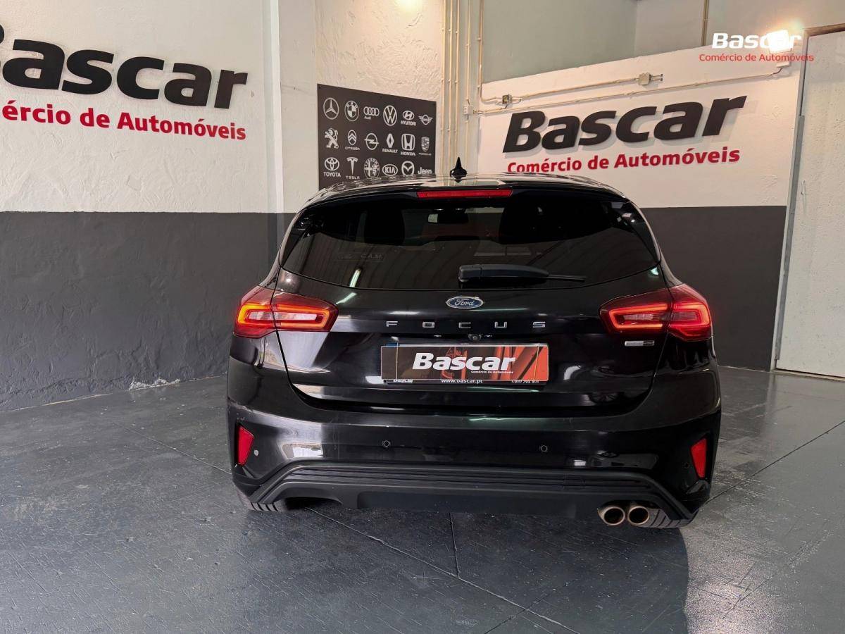 ford-focus-2022-gasolina-998cc