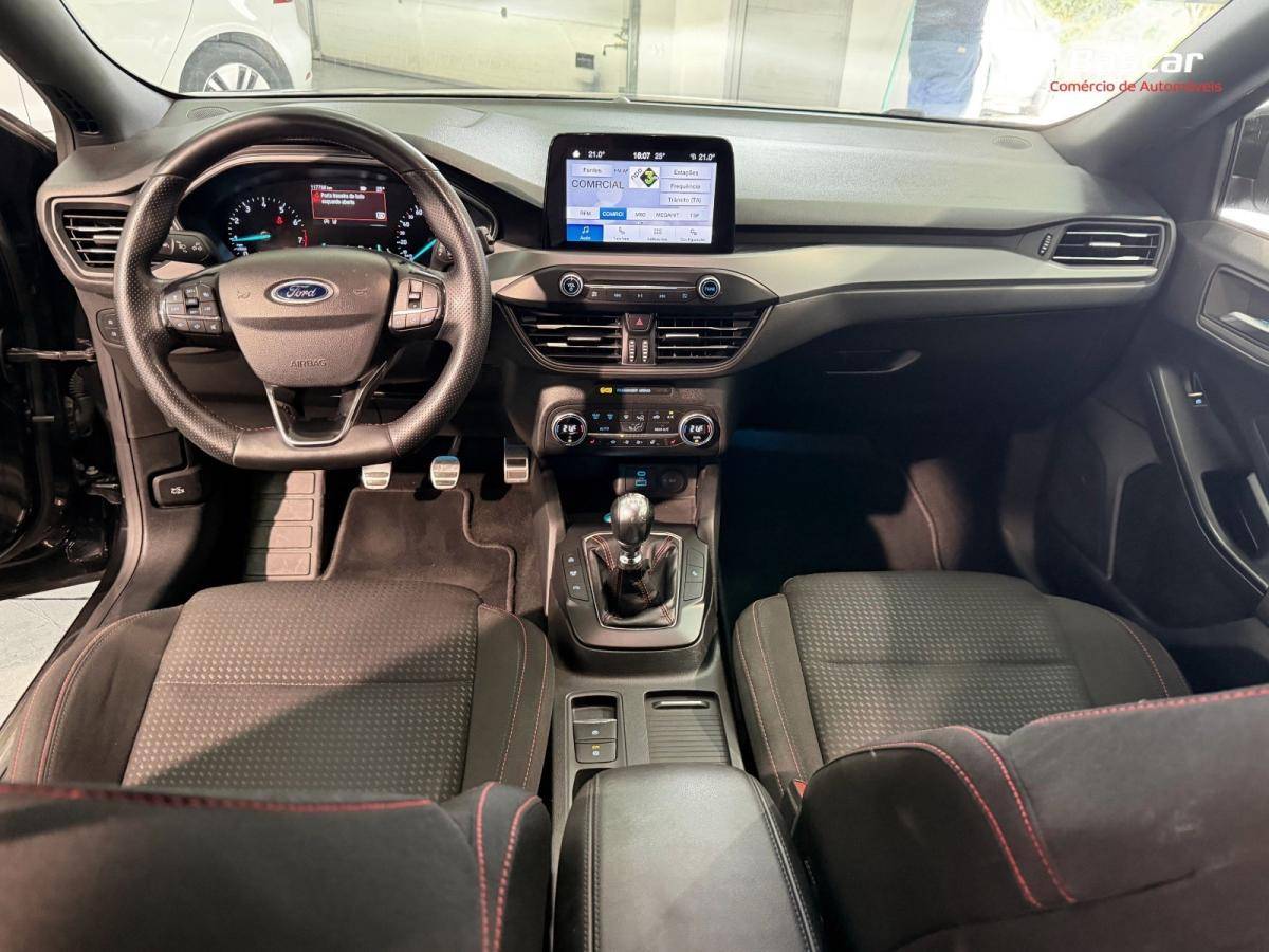 ford-focus-2022-gasolina-998cc