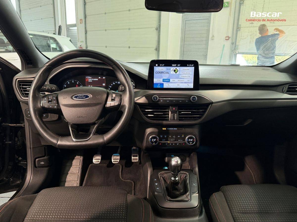 ford-focus-2022-gasolina-998cc