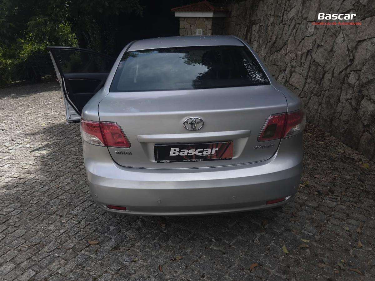 toyota-avensis-2009-diesel-1998cc