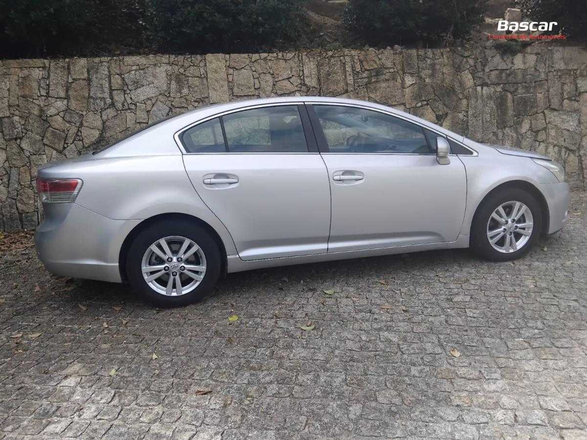toyota-avensis-2009-diesel-1998cc