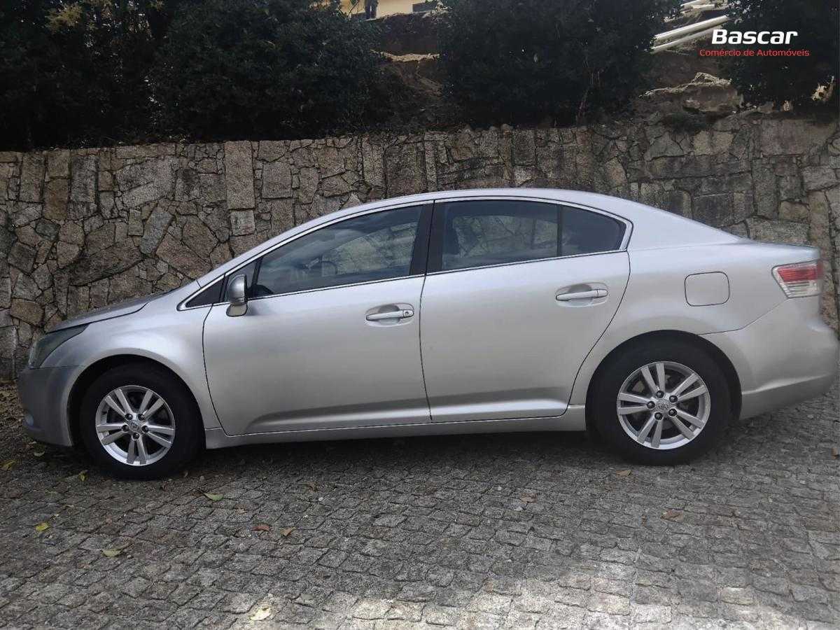toyota-avensis-2009-diesel-1998cc