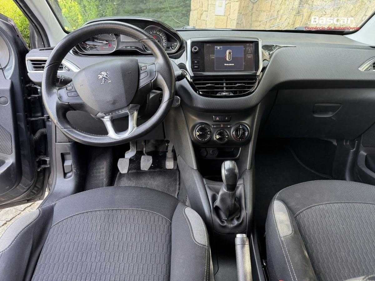 peugeot-208-2016-diesel-1560cc
