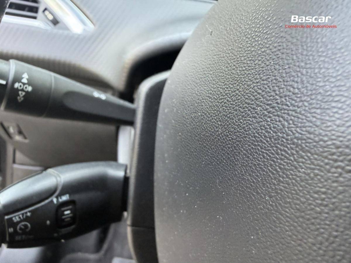 peugeot-208-2016-diesel-1560cc