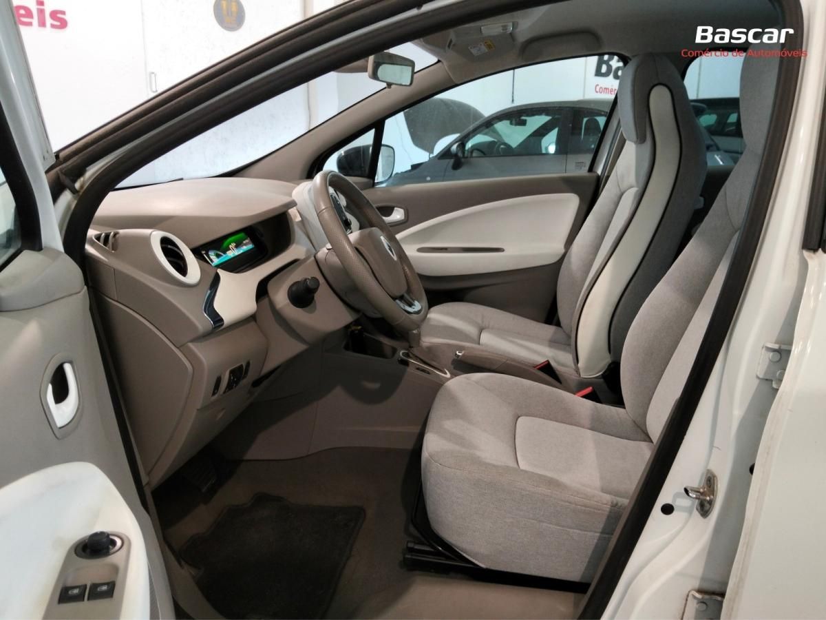 renault-zoe-2013-eletrico-500cc