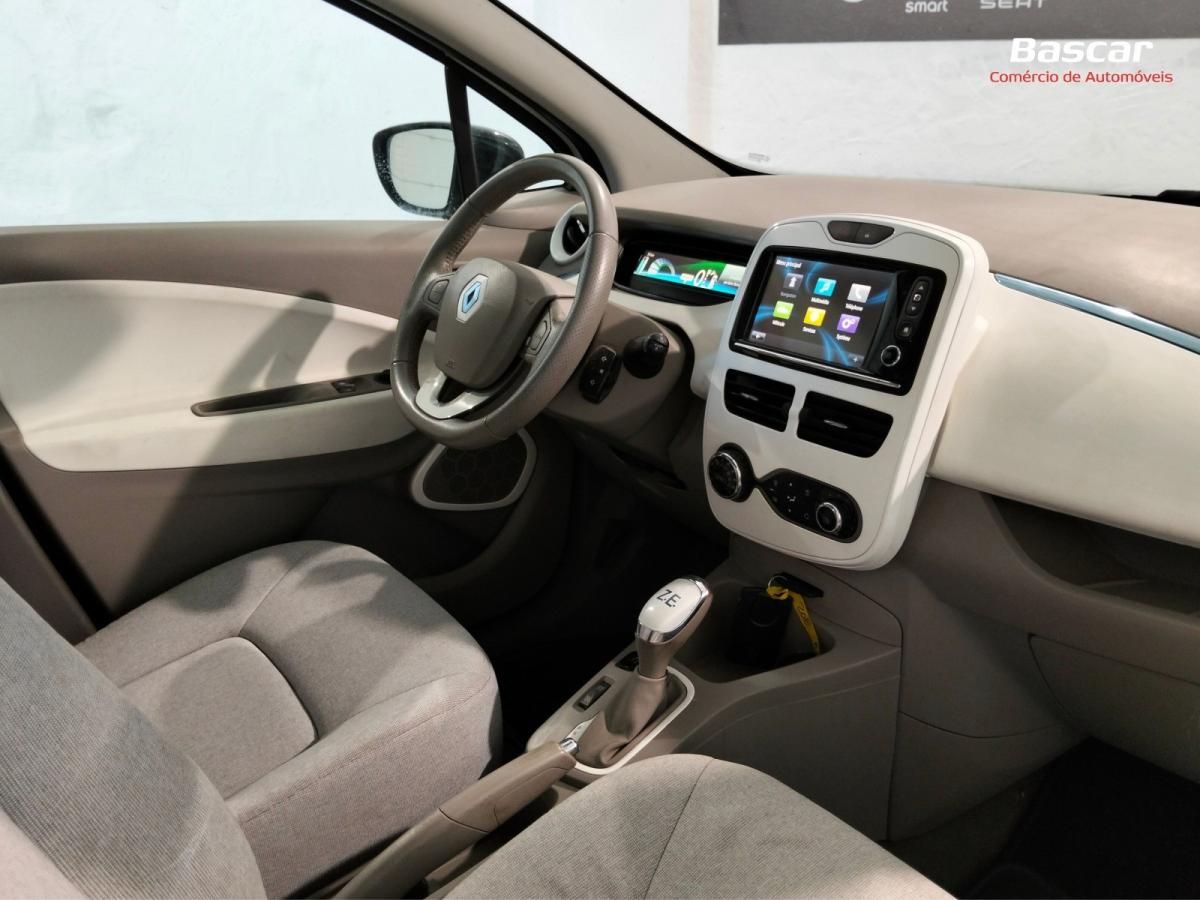 renault-zoe-2013-eletrico-500cc