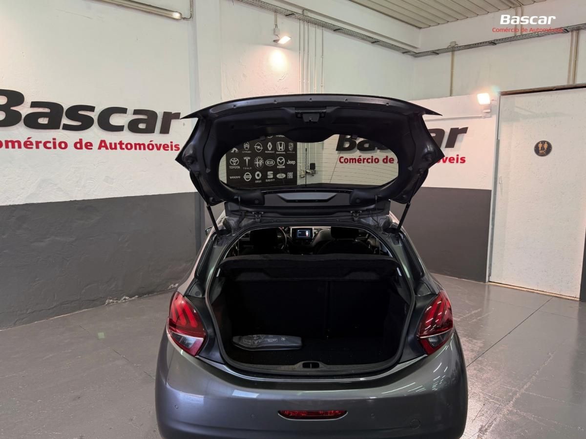 peugeot-208-2019-gasolina-1199cc