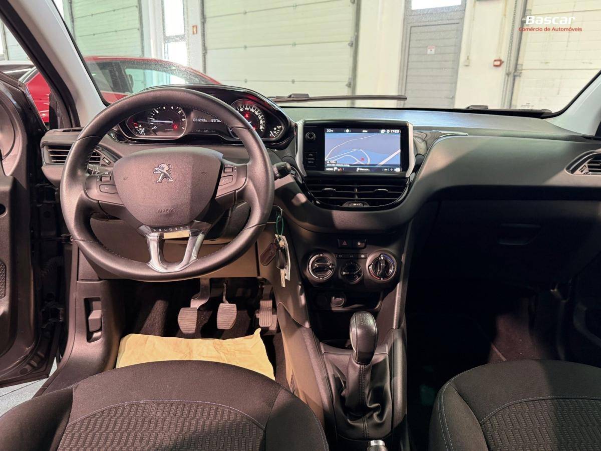 peugeot-208-2019-gasolina-1199cc
