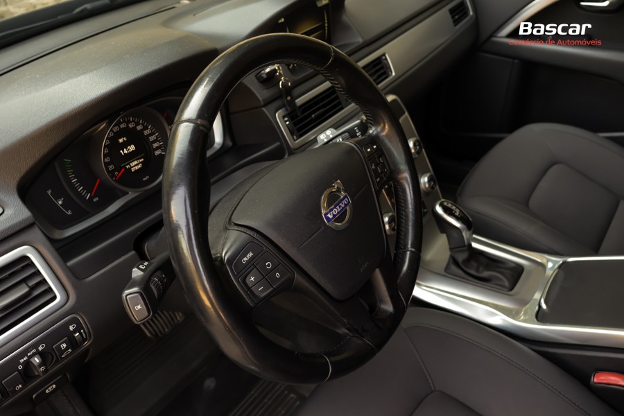 volvo-xc70-2015-diesel-1969cc