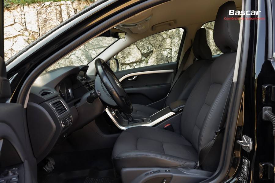 volvo-xc70-2015-diesel-1969cc