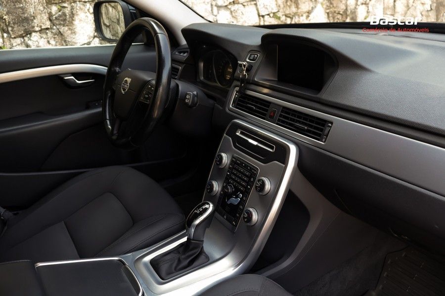 volvo-xc70-2015-diesel-1969cc