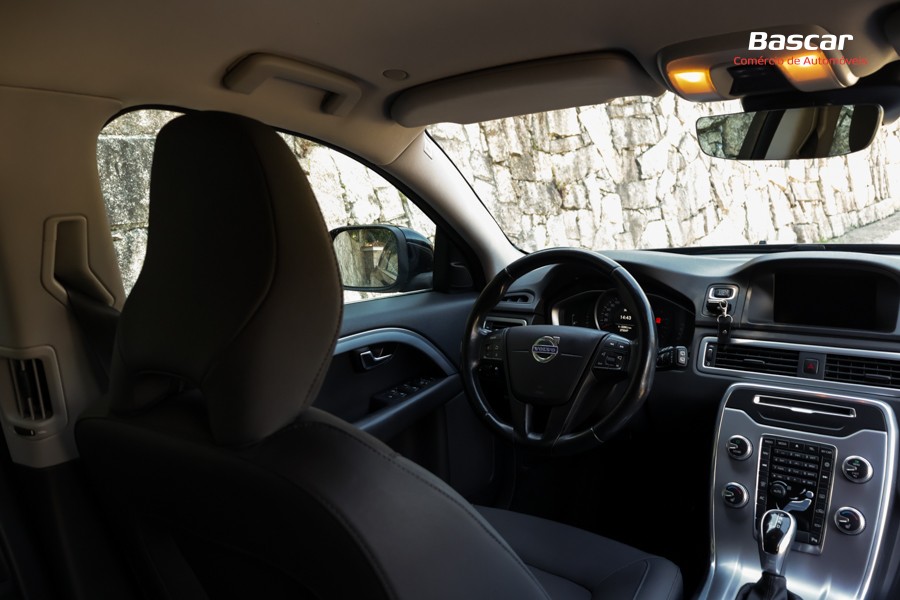 volvo-xc70-2015-diesel-1969cc